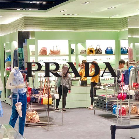 prada official store.